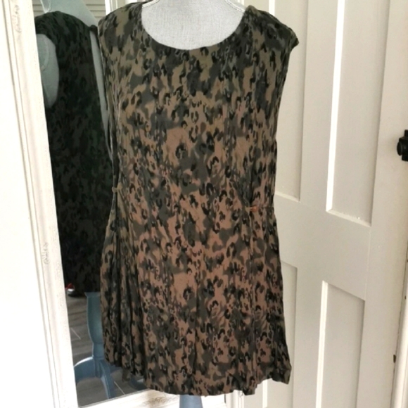 Free People fake love animal print olive green minidress with openback. Size M - Picture 2 of 10